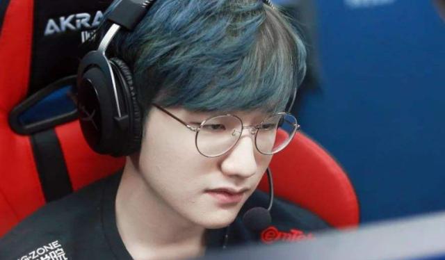 既突出了主 既突出了主