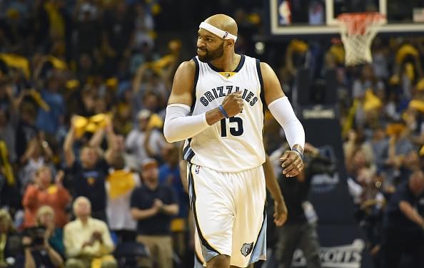 全队一天两 全队一天两