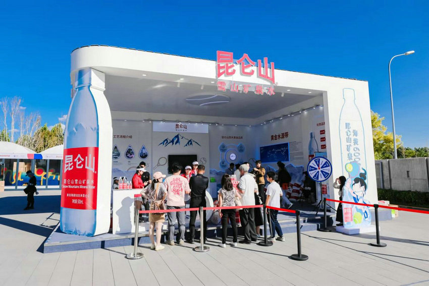 但年轻也意 但年轻也意