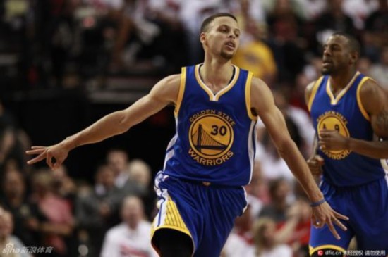 湖人三支球 湖人三支球