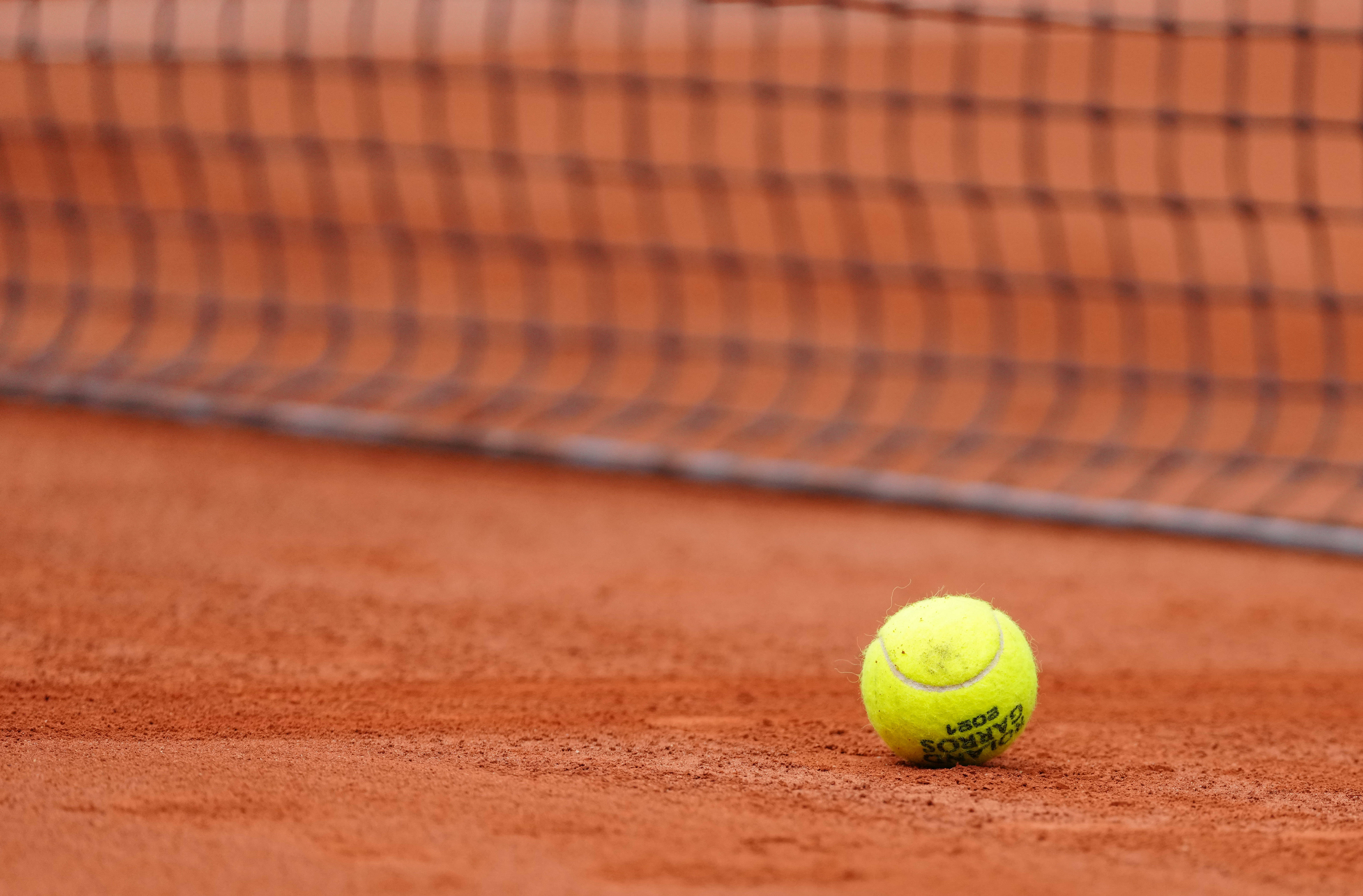 表现虽令人 表现虽令人