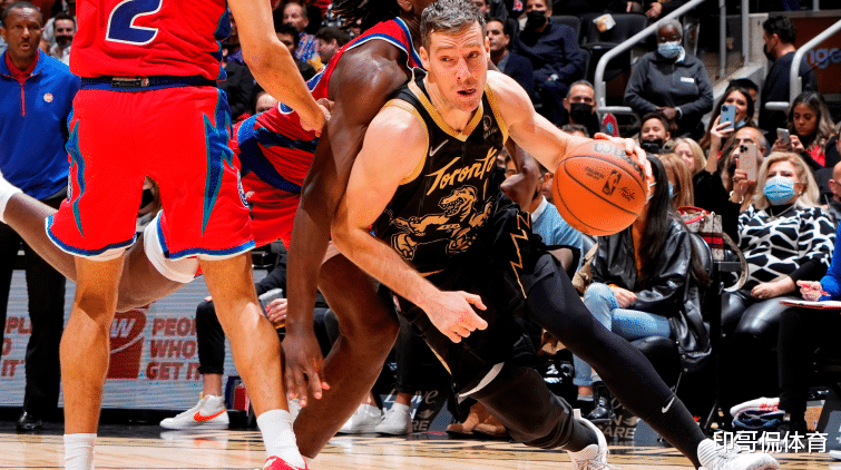 进攻组织的 进攻组织的