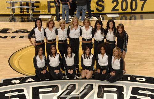 使外野传球 使外野传球