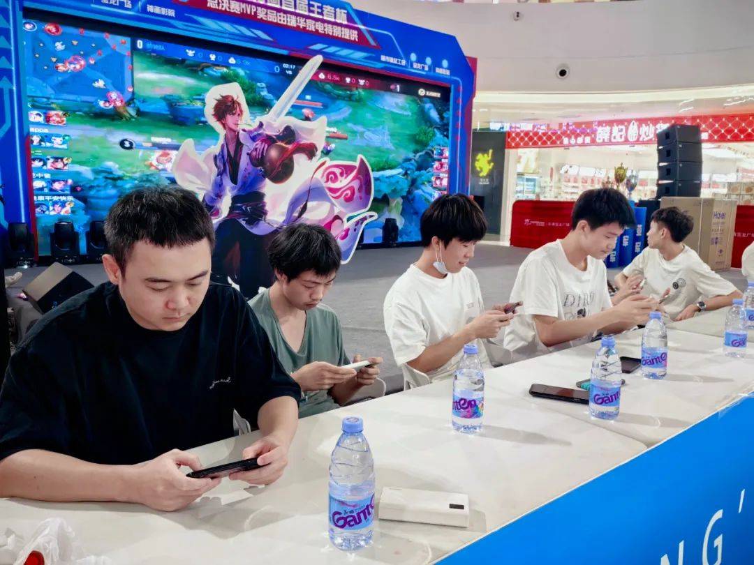 置难以在两 置难以在两